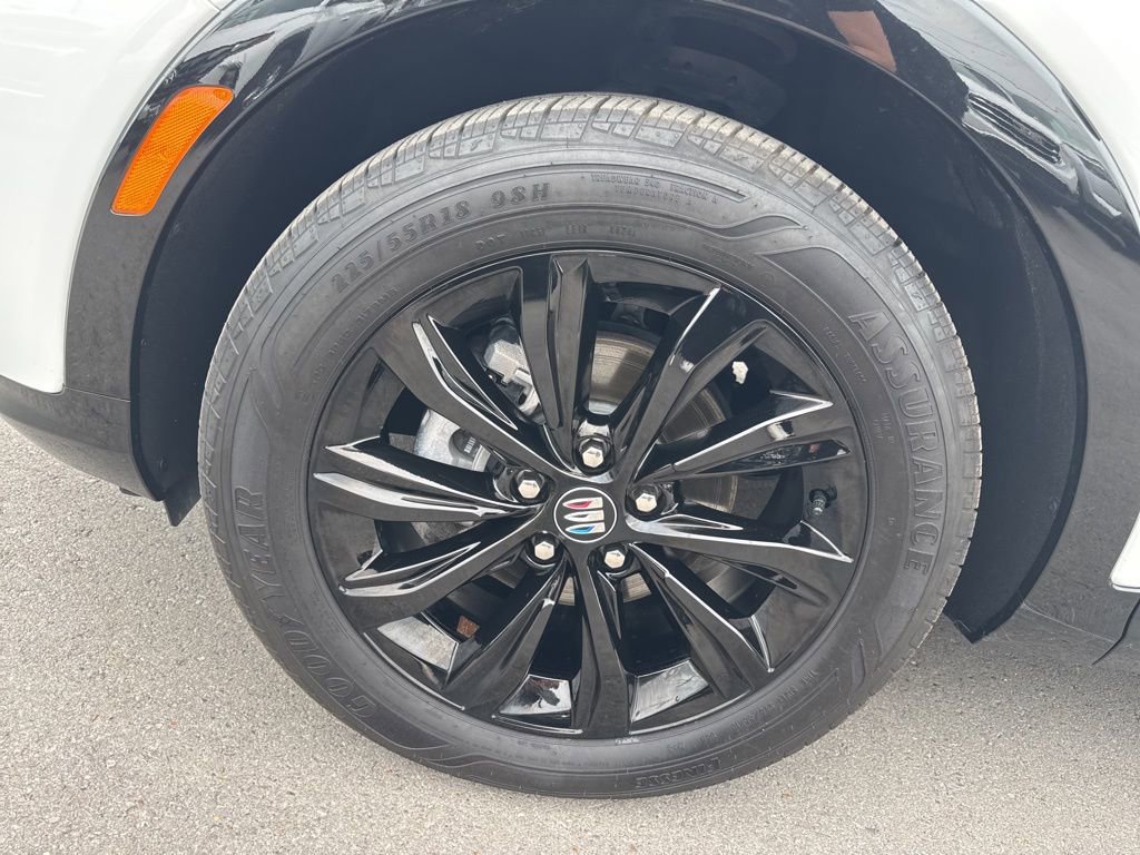 Used 2025 Buick Envista Sport Touring FWD image 27