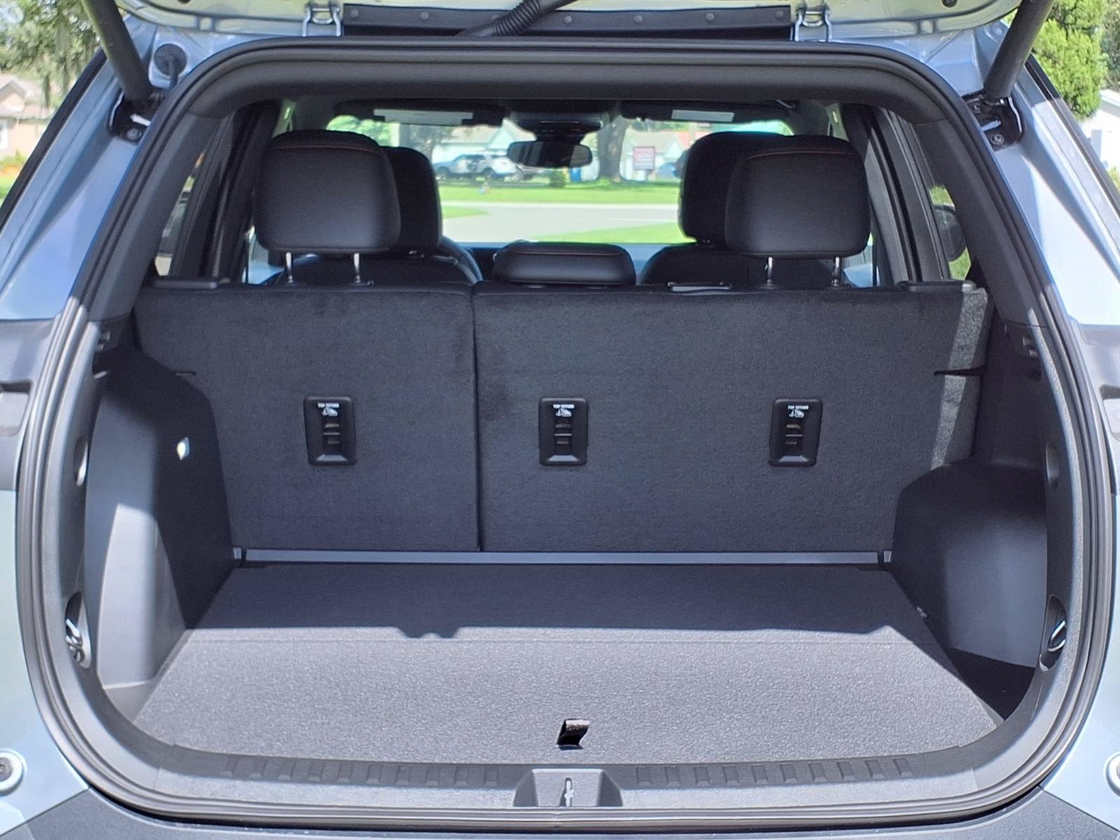 New 2027 Chevrolet Equinox RS w/ Convenience Package III FWD image 6