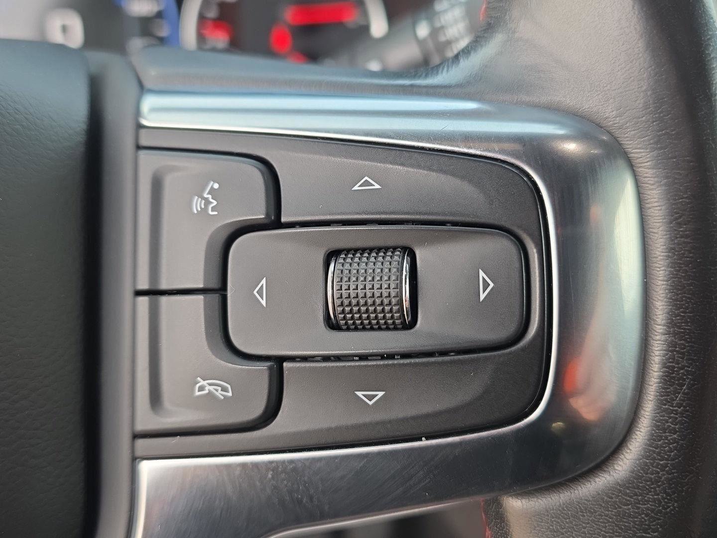 Used 2021 Chevrolet Blazer RS image 23