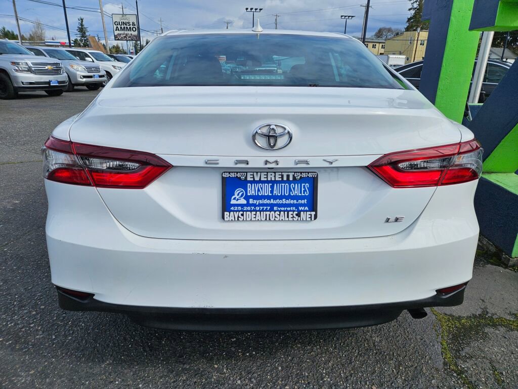 Used 2024 Toyota Camry LE FWD image 4