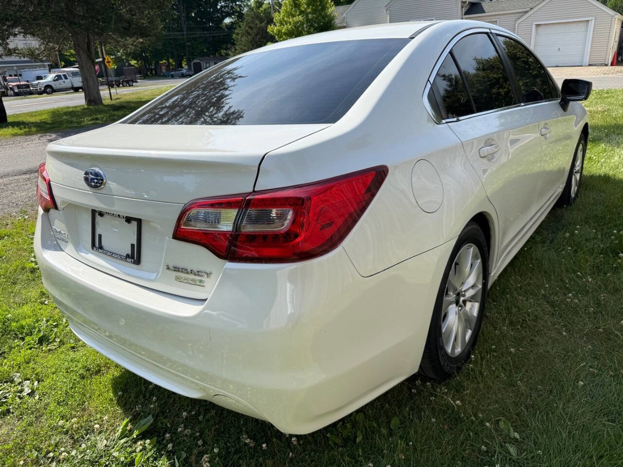 Used 2017 Subaru Legacy 2.5i w/ Alloy Wheel Package AWD/4WD image 4