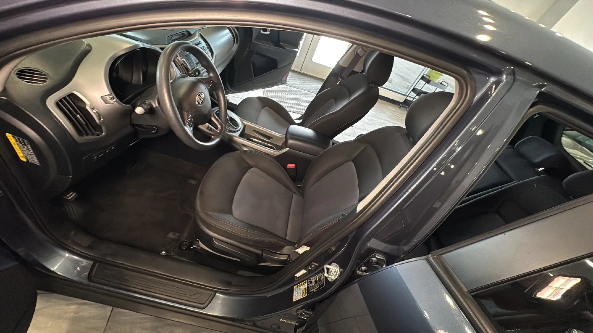 Used 2016 Kia Sportage LX FWD image 21