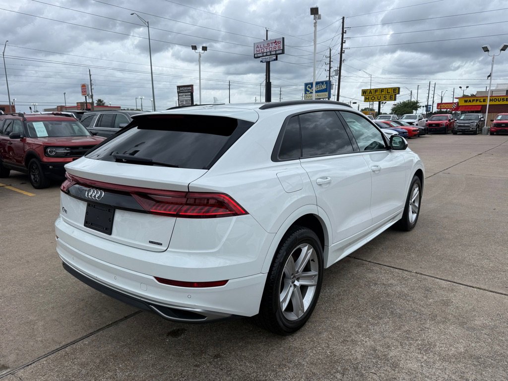 Used 2019 Audi Q8 Premium w/ Convenience Package AWD/4WD image 5