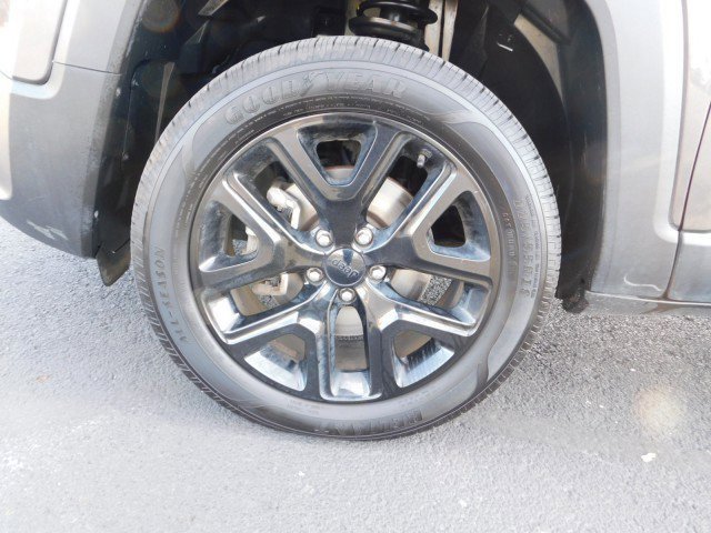 Used 2018 Jeep Renegade Altitude image 11