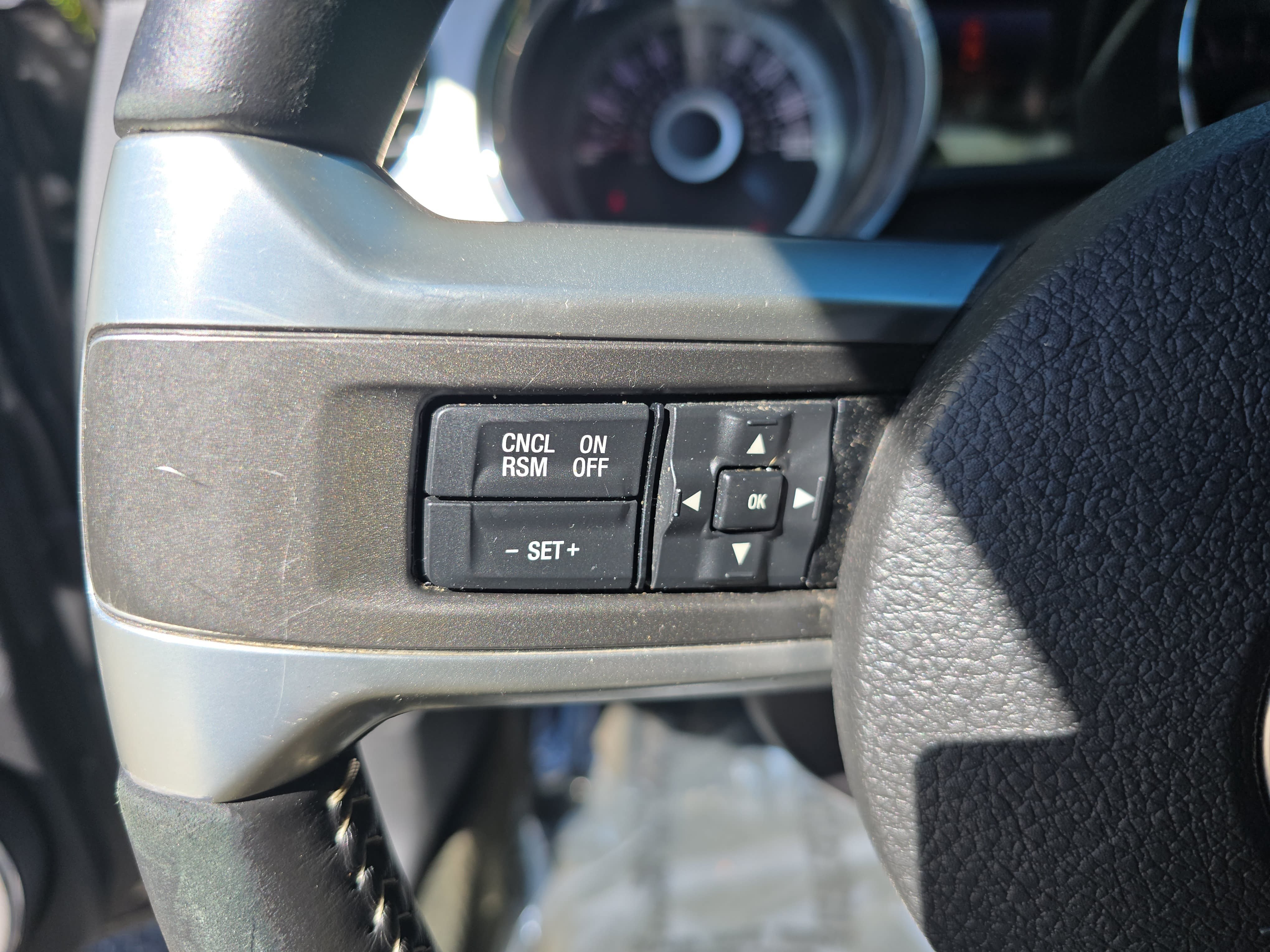 Used 2013 Ford Mustang GT Premium w/ Comfort Pkg RWD image 16