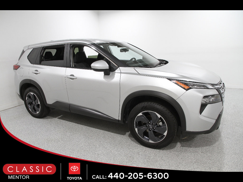 Used 2024 Nissan Rogue SV