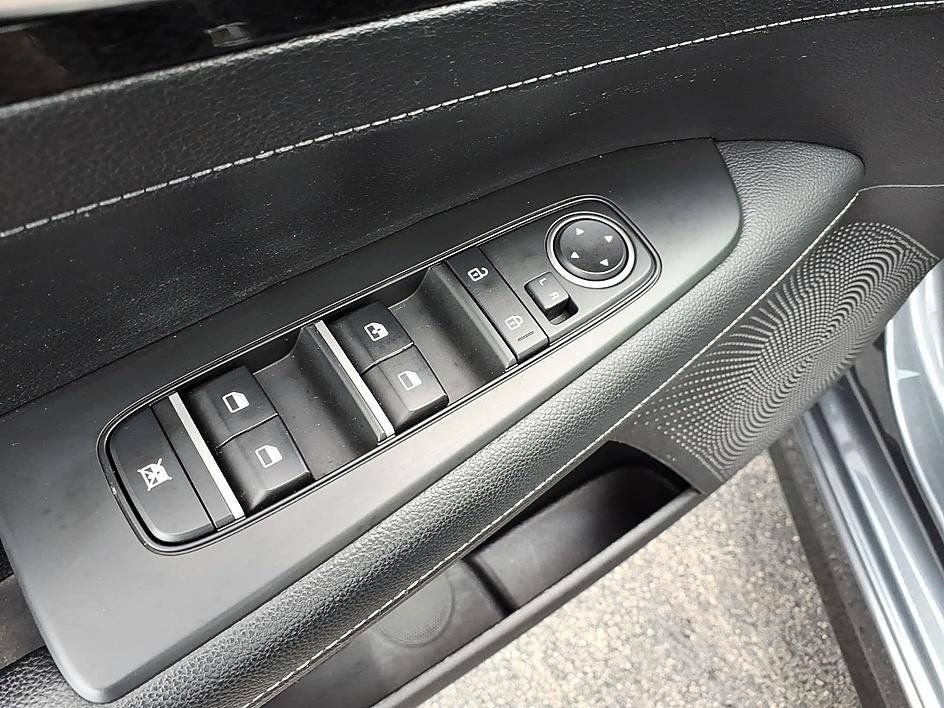 Used 2021 Kia Forte GT-Line FWD image 12