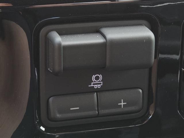 New 2026 GMC Sierra 1500 Elevation w/ Preferred Package AWD/4WD image 7