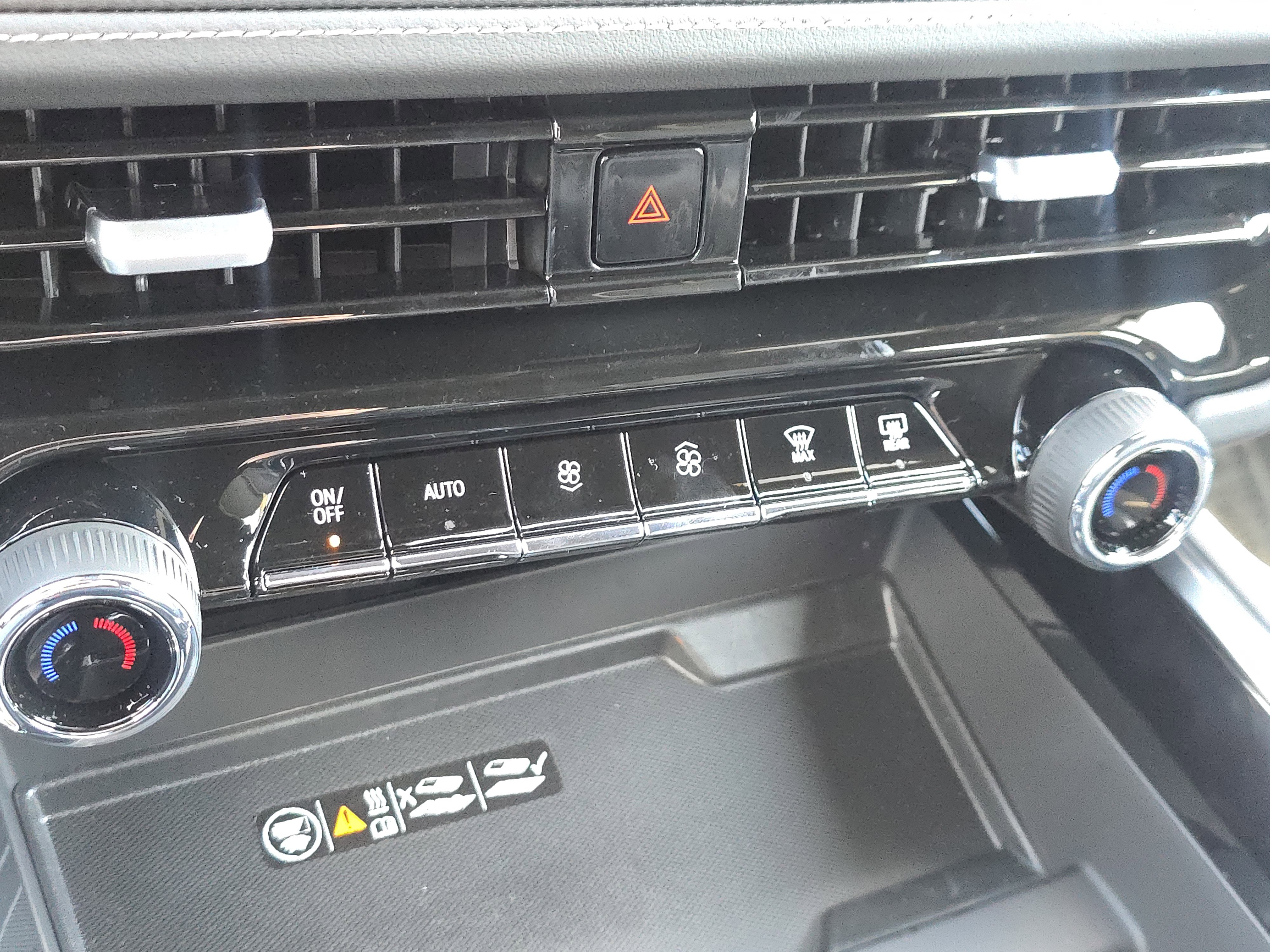 New 2025 Chevrolet Suburban Premier image 20