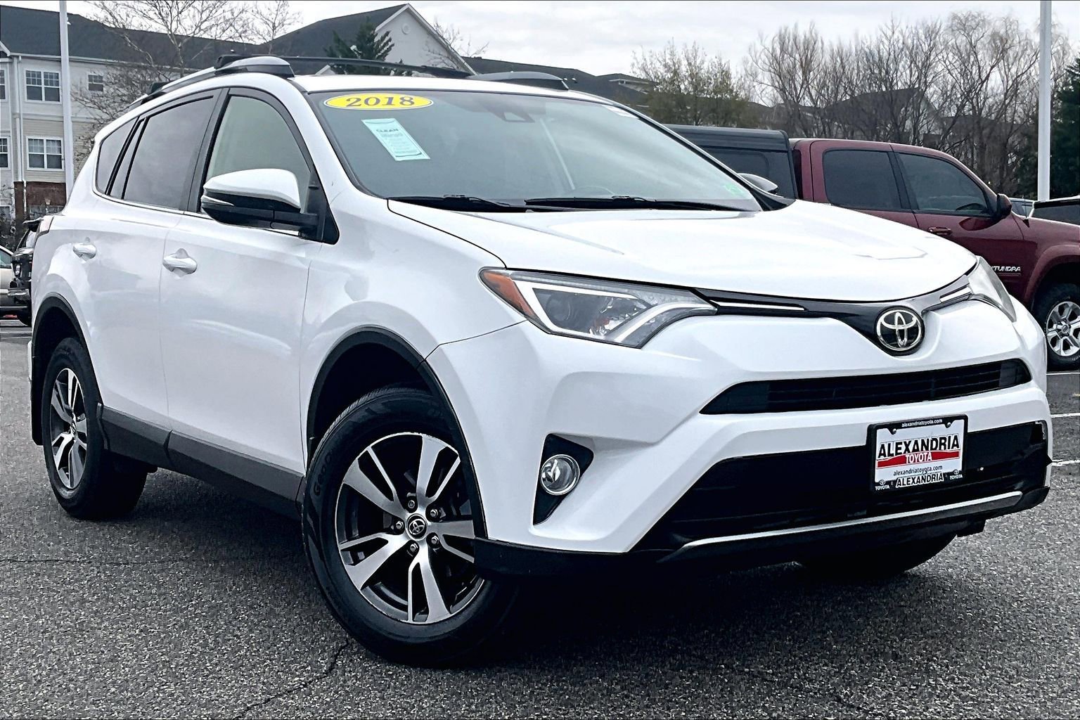 Used 2018 Toyota RAV4 XLE image 2