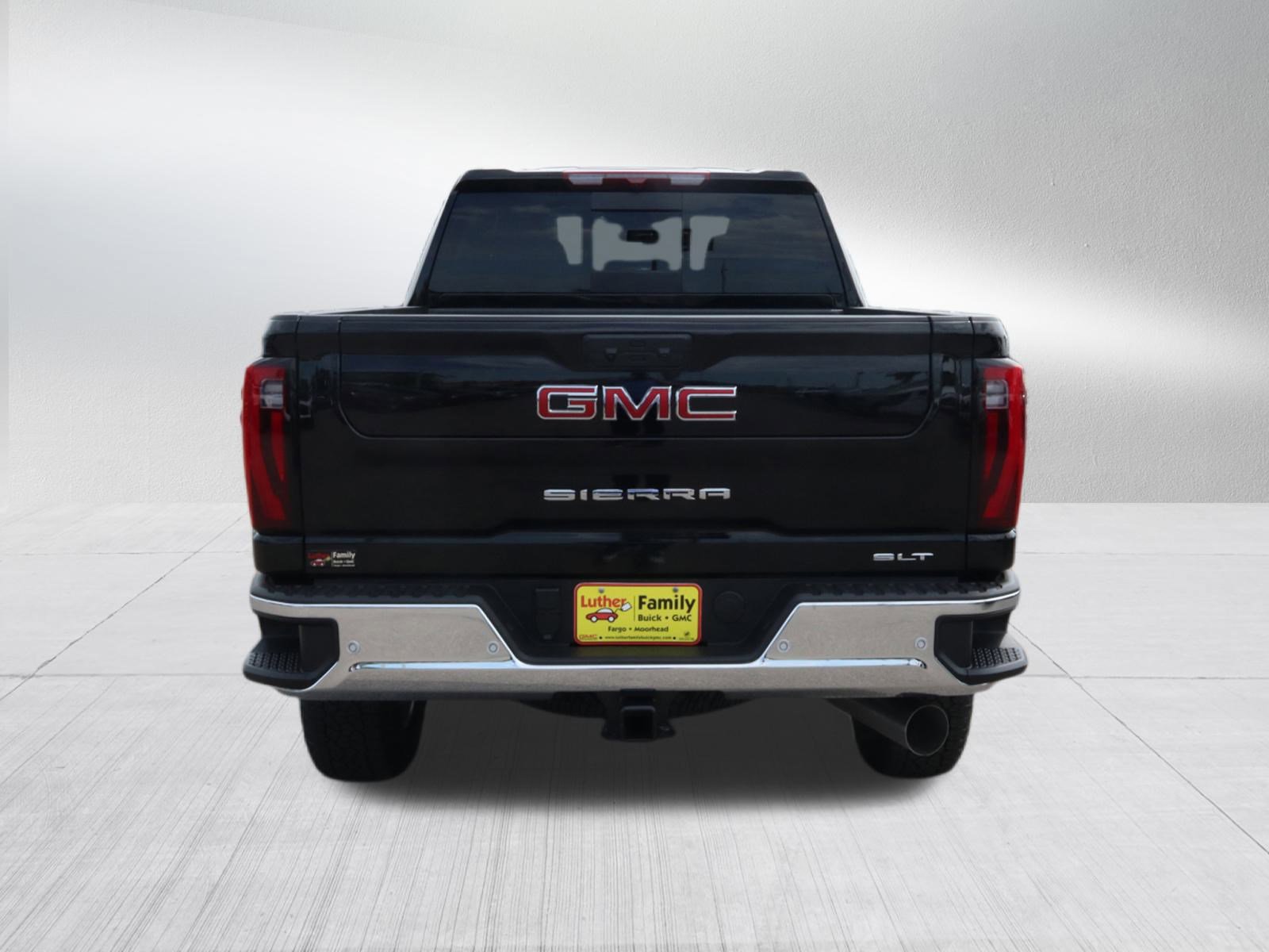 New 2025 GMC Sierra 3500 SLT w/ SLT Premium Package image 6