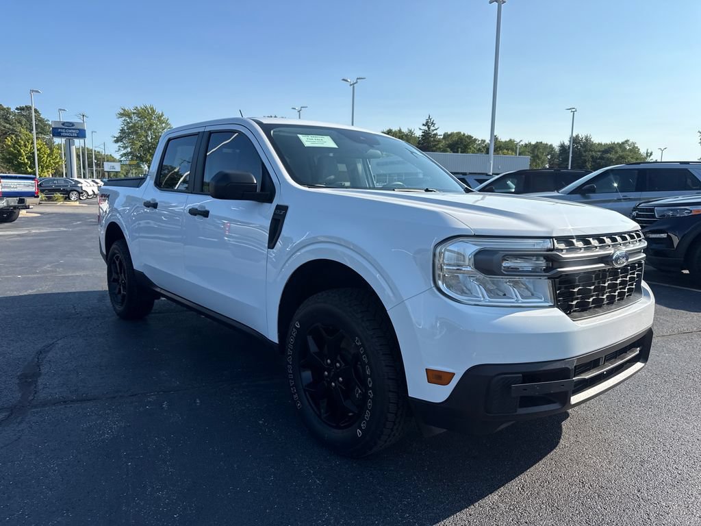 Used 2022 Ford Maverick XLT w/ Equipment Group 300A Standard AWD/4WD image 4