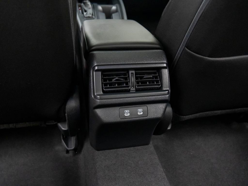 Certified 2025 Honda Accord SE image 18