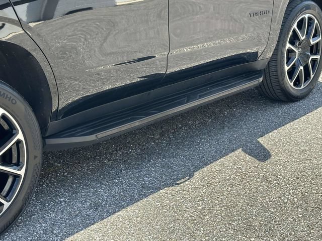 Certified 2022 Chevrolet Tahoe RST w/ Luxury Package AWD/4WD image 33