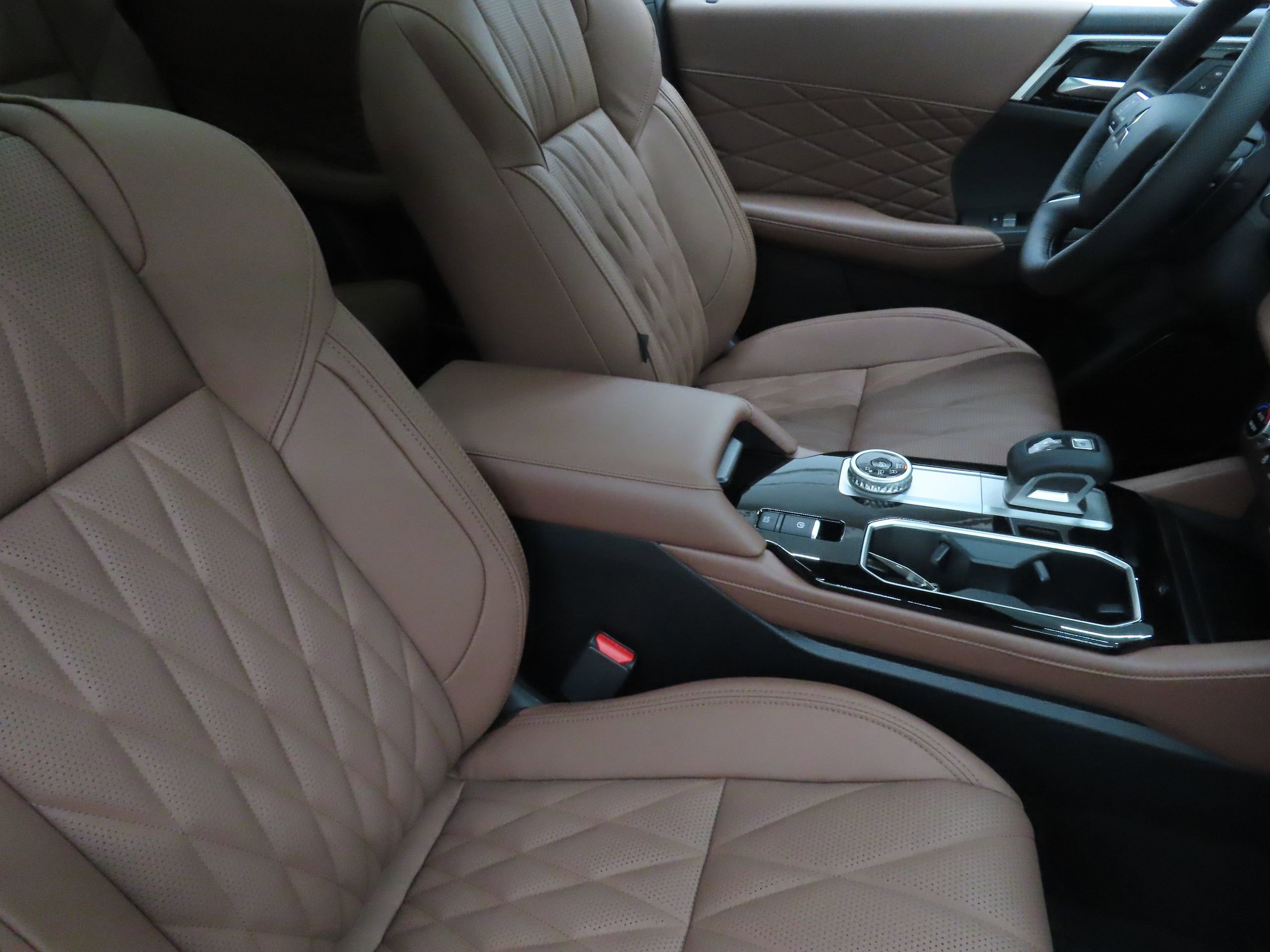 New 2026 Mitsubishi Outlander SEL image 26