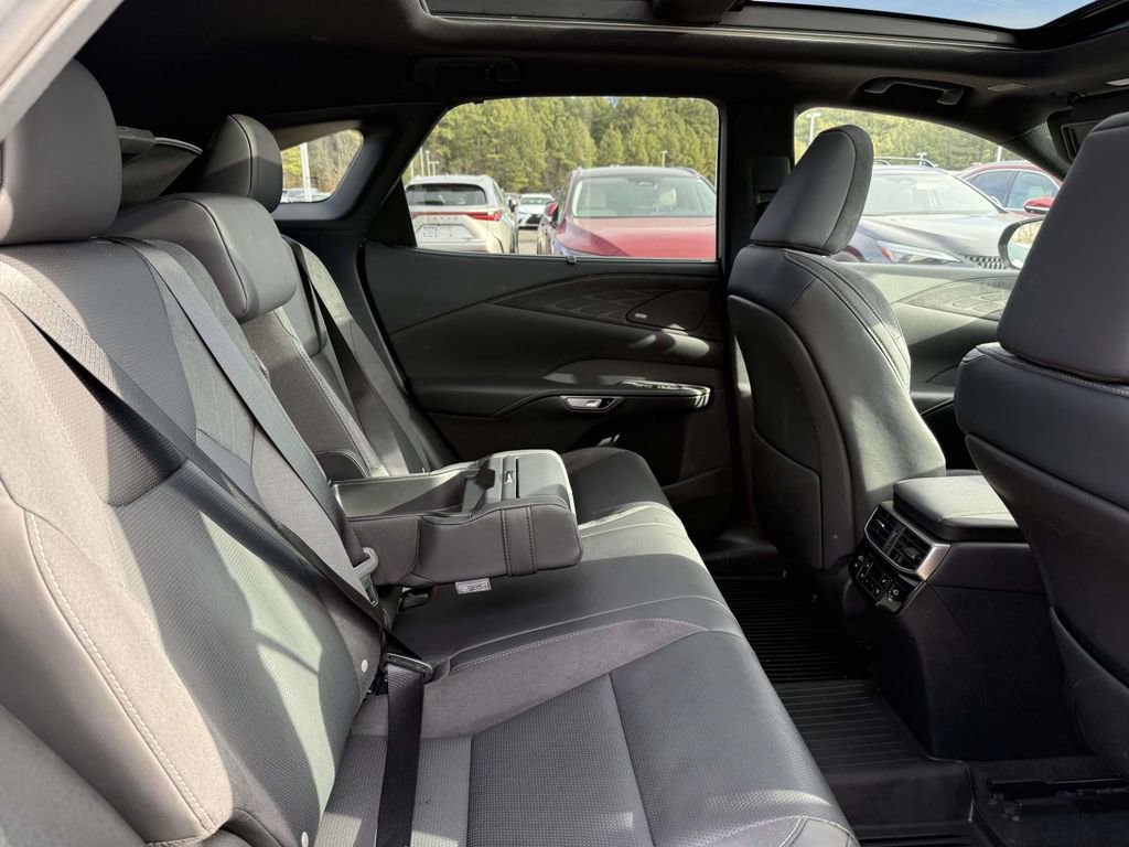 Used 2024 Lexus RX 350 AWD image 16