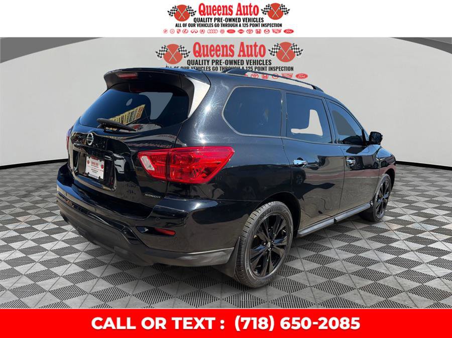 Used 2018 Nissan Pathfinder SL w/ Midnight Edition Package image 7