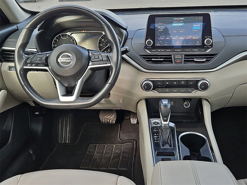 Used 2022 Nissan Altima 2.5 SV w/ SV Premium Package image 18