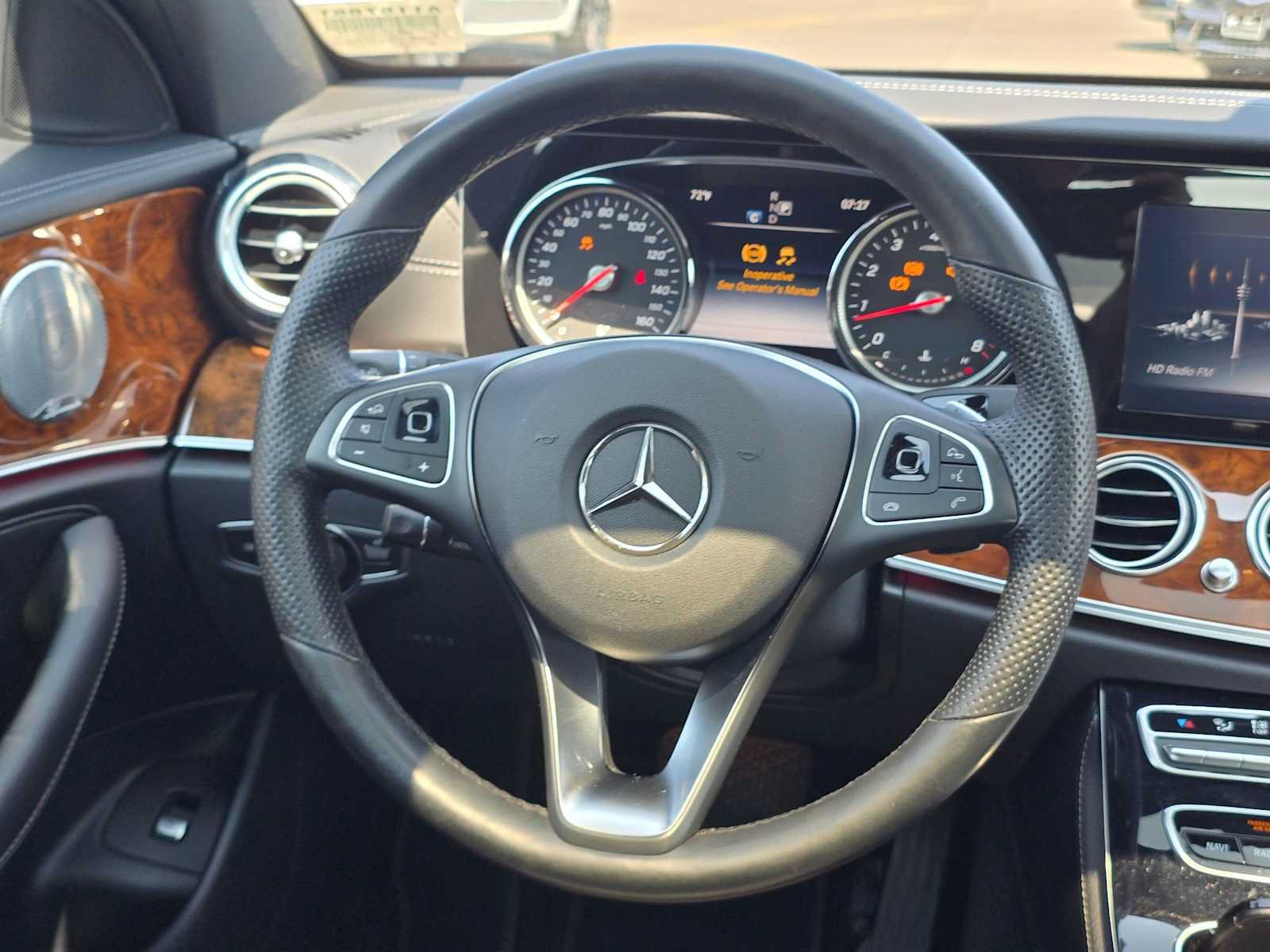 Used 2017 Mercedes-Benz E 300 4MATIC image 19