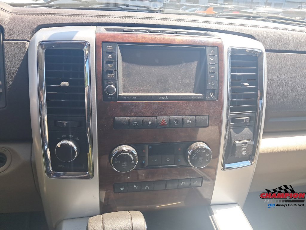 Used 2011 RAM 1500 4x4 Crew Cab image 19