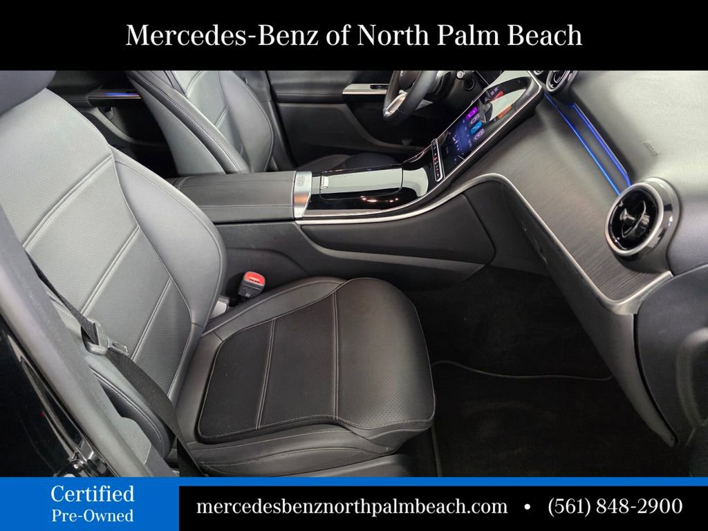 Used 2025 Mercedes-Benz GLC 300 image 26