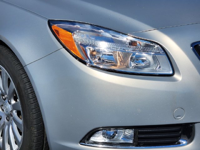 Used 2011 Buick Regal CXL w/ RL3 Preferred Equipment Group FWD image 9