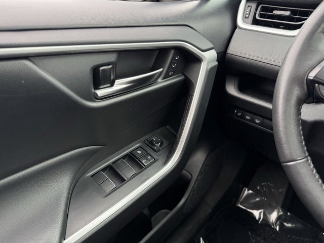 Certified 2021 Toyota RAV4 XLE Premium image 30