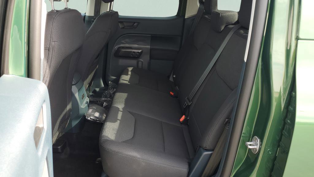 New 2025 Ford Maverick XL w/ Equipment Group 102A image 32