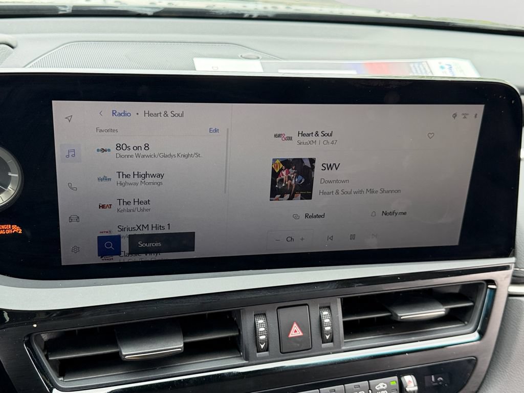 Certified 2025 Lexus ES 300h w/ Premium Package FWD image 20
