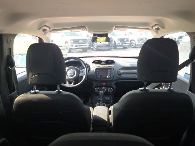 Used 2015 Jeep Renegade Latitude w/ Popular Equipment Group image 13