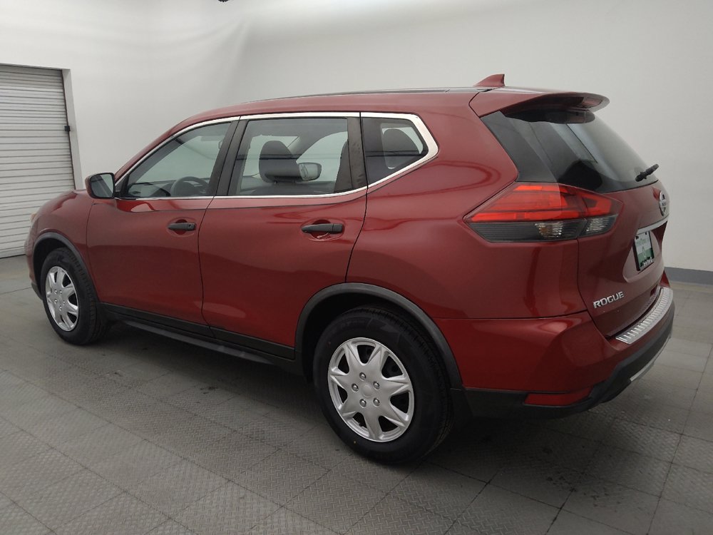 Used 2017 Nissan Rogue S FWD image 3
