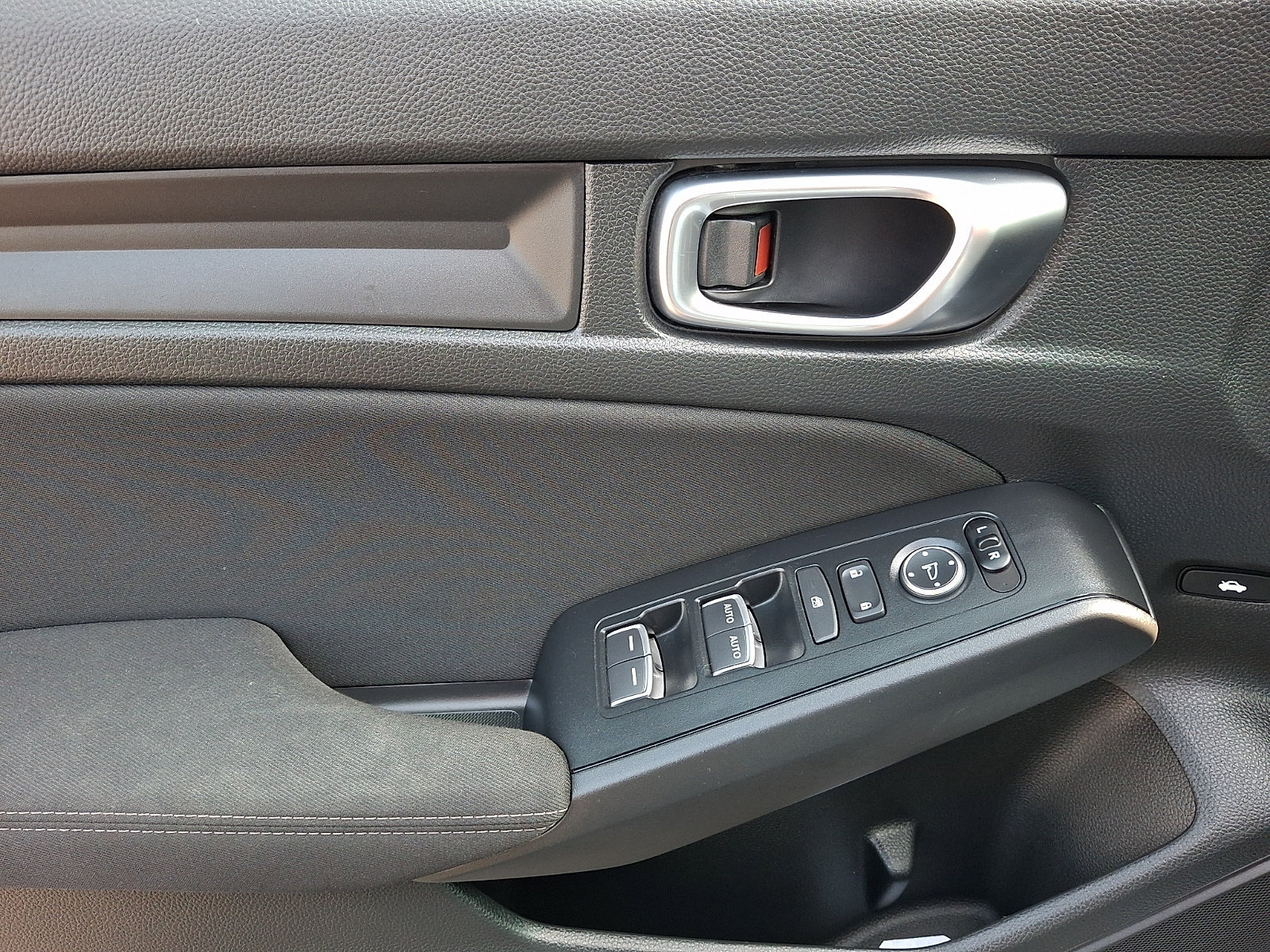 Used 2025 Honda Civic LX image 12