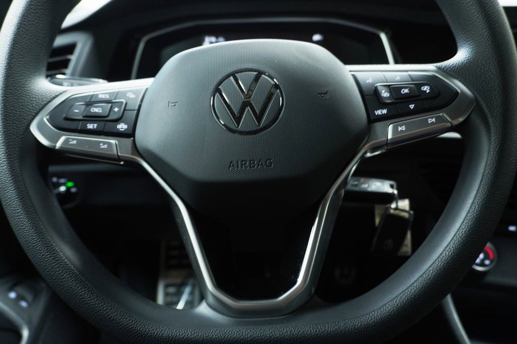 Used 2023 Volkswagen Jetta Sport image 13