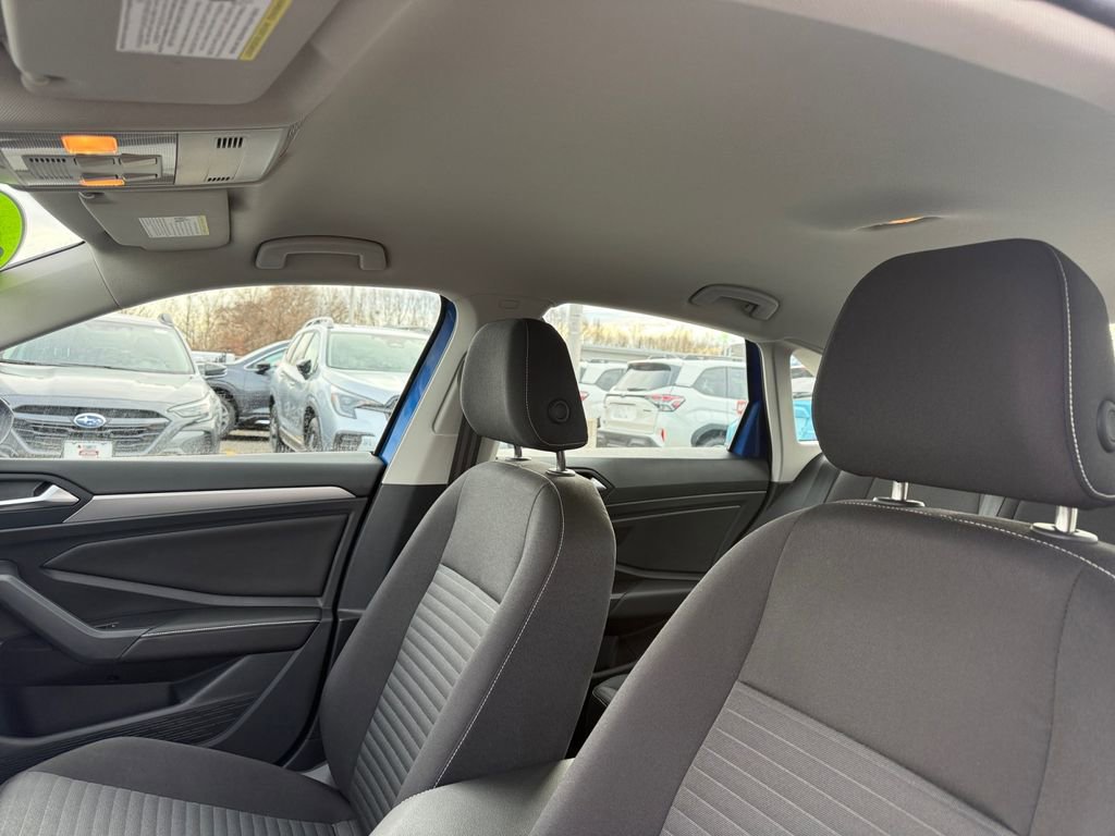Used 2024 Volkswagen Jetta S image 17