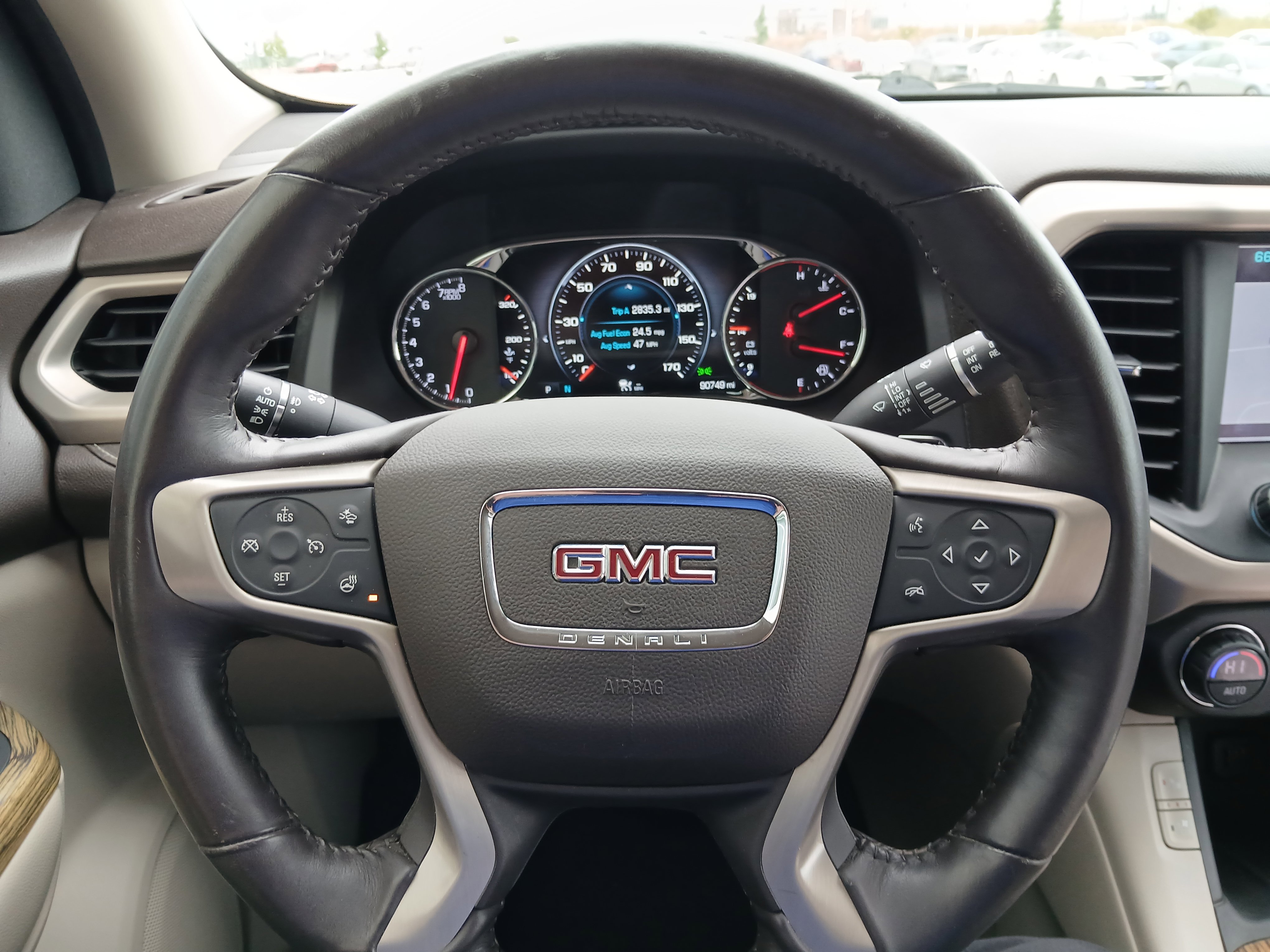 Used 2017 GMC Acadia Denali w/ Technology Package image 10