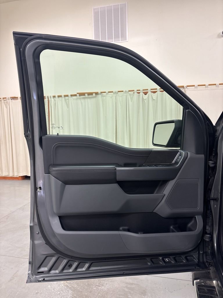 Used 2025 Ford F150 XLT w/ Equipment Group 301A Standard image 17