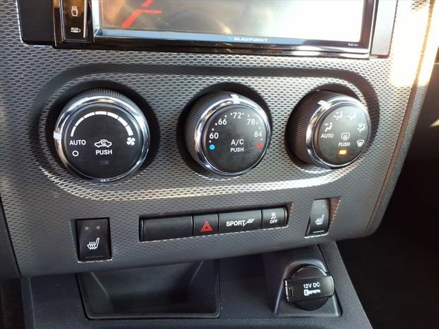 Used 2014 Dodge Challenger R/T RWD image 31