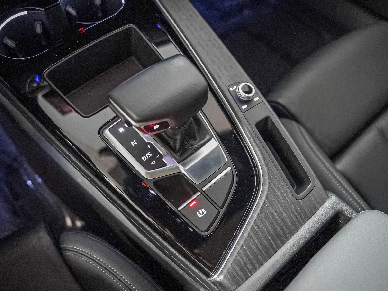 Used 2022 Audi A5 2.0T Premium w/ Convenience Package image 18