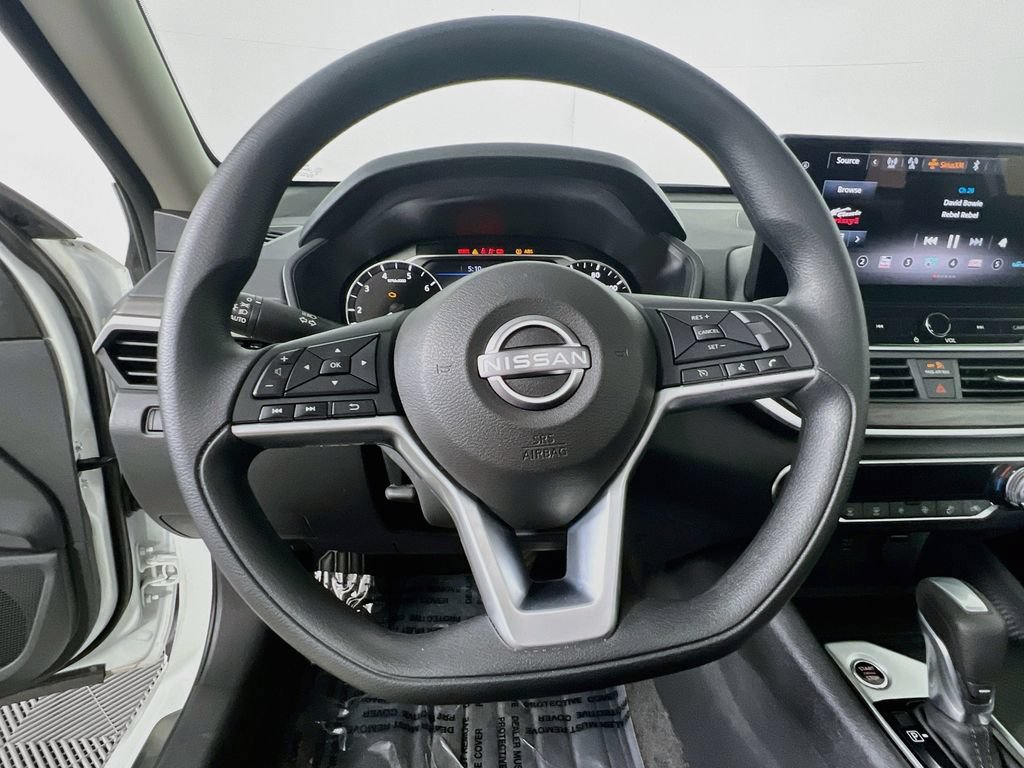Used 2025 Nissan Altima 2.5 SV w/ SV Special Edition Package AWD/4WD image 10