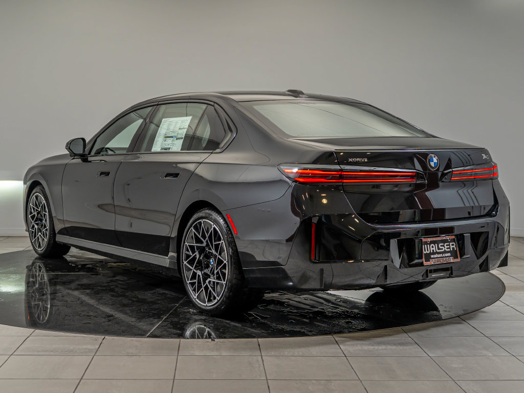 New 2027 BMW 740i xDrive AWD/4WD image 6