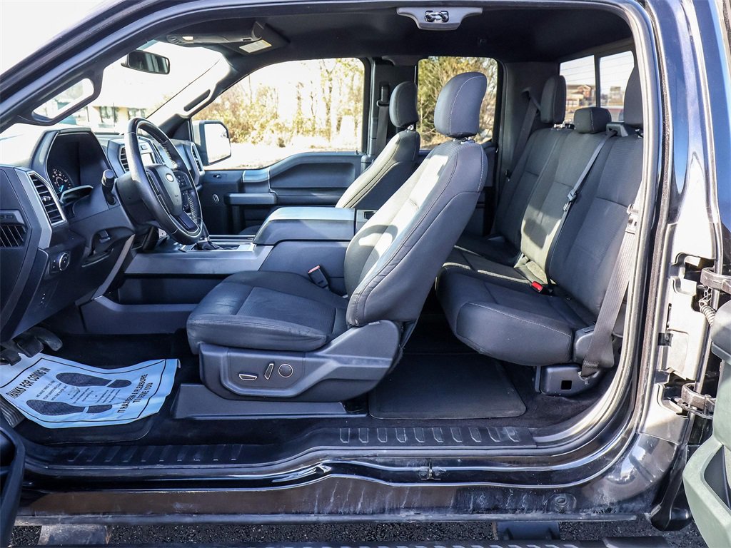 Used 2015 Ford F150 XLT w/ Equipment Group 302A Luxury image 20