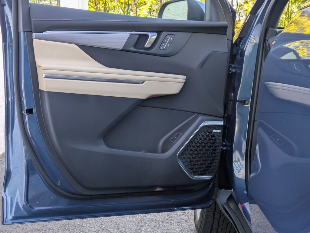 New 2026 Buick Enclave Preferred w/ Power Package AWD/4WD image 13
