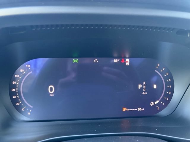 New 2026 Volvo XC40 B5 Plus w/ Protection Package Premier AWD/4WD image 30