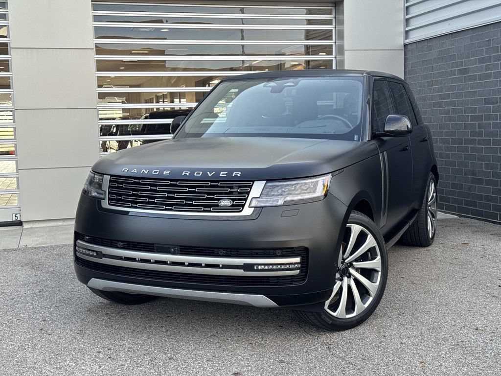 New 2026 Land Rover Range Rover SE