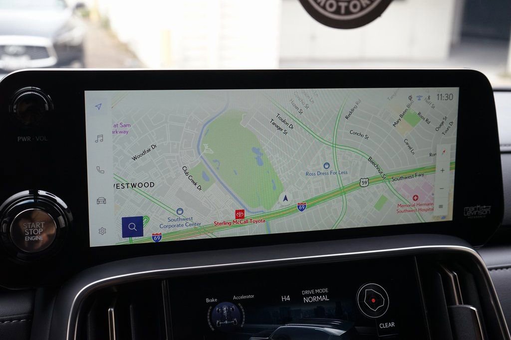 Used 2025 Lexus LX 600 4WD w/ Appearance Package image 15