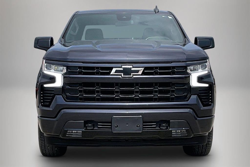 Used 2022 Chevrolet Silverado 1500 RST RWD image 3