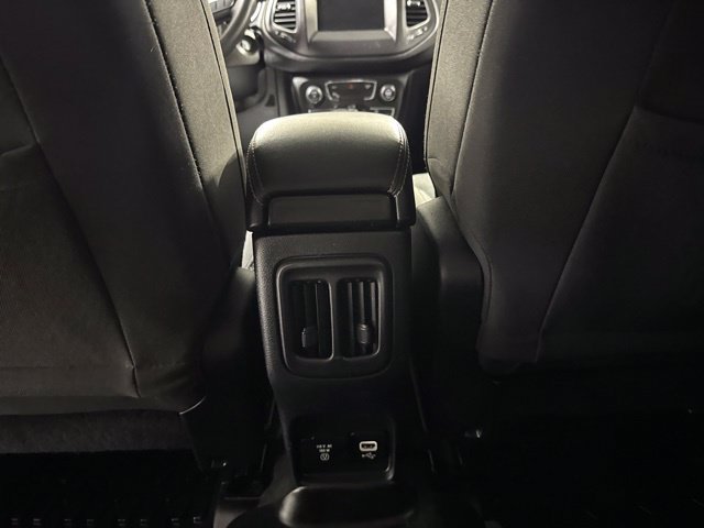 Used 2018 Jeep Compass Sport w/ Tech Group AWD/4WD image 33