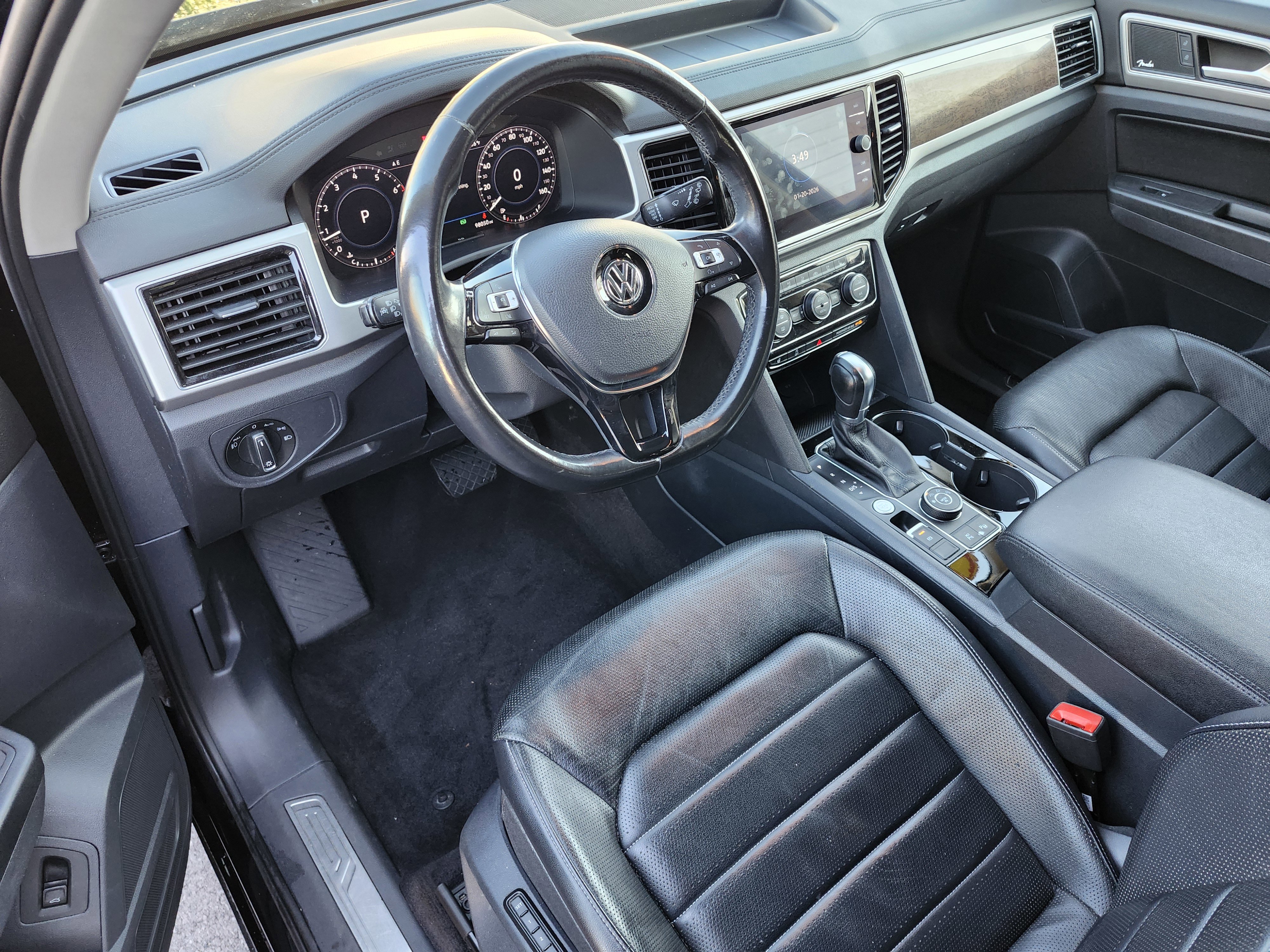 Used 2018 Volkswagen Atlas SEL Premium image 4