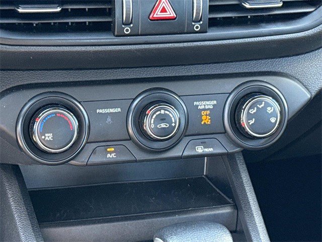 Used 2023 Kia Forte LXS image 21