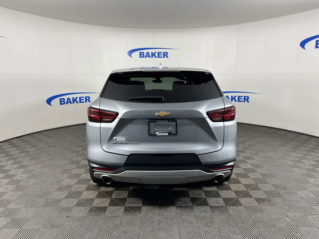 Used 2025 Chevrolet Blazer LT image 8